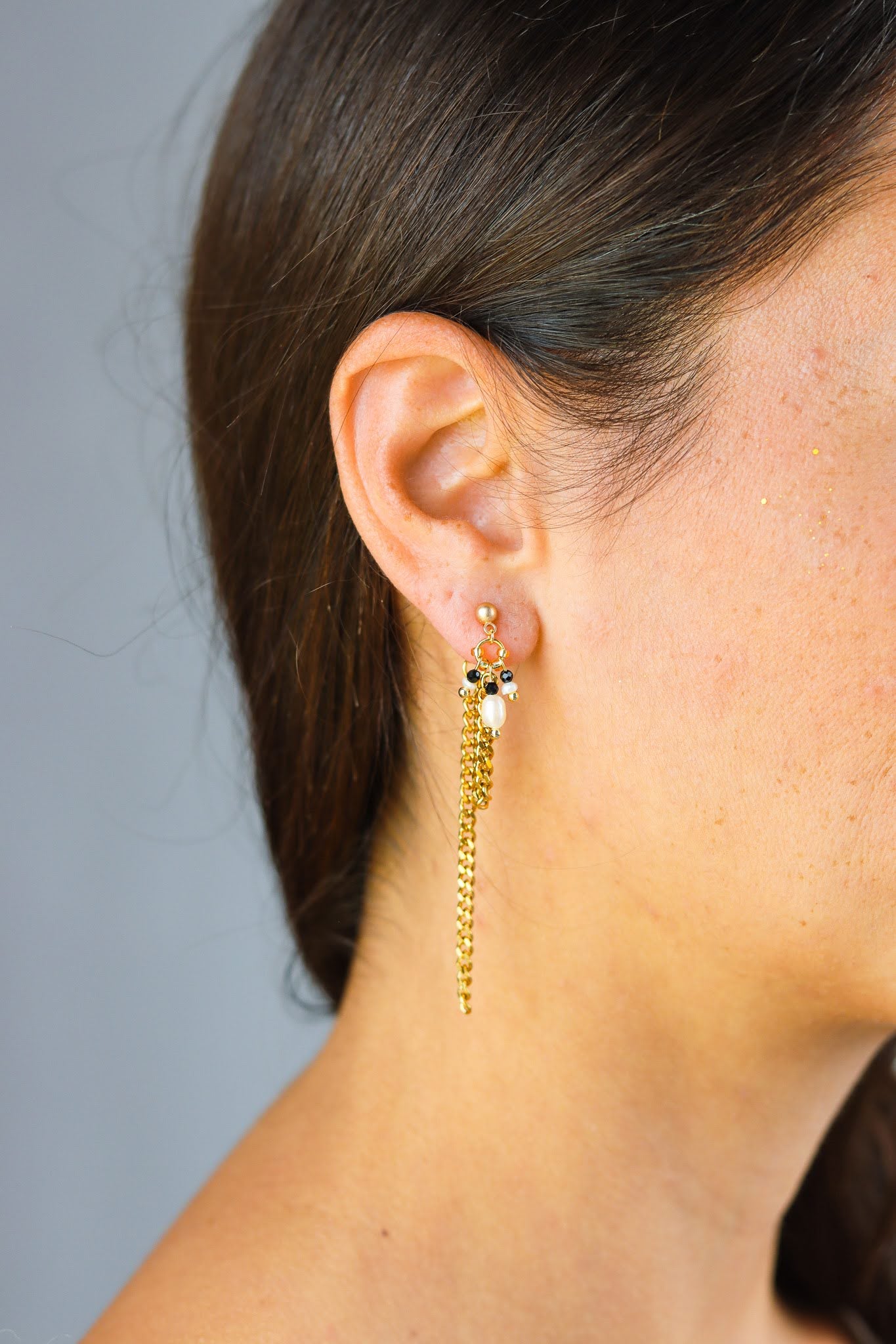 Stay Gold by Mme Bovary Pearl and Onyx linked stud earrings
