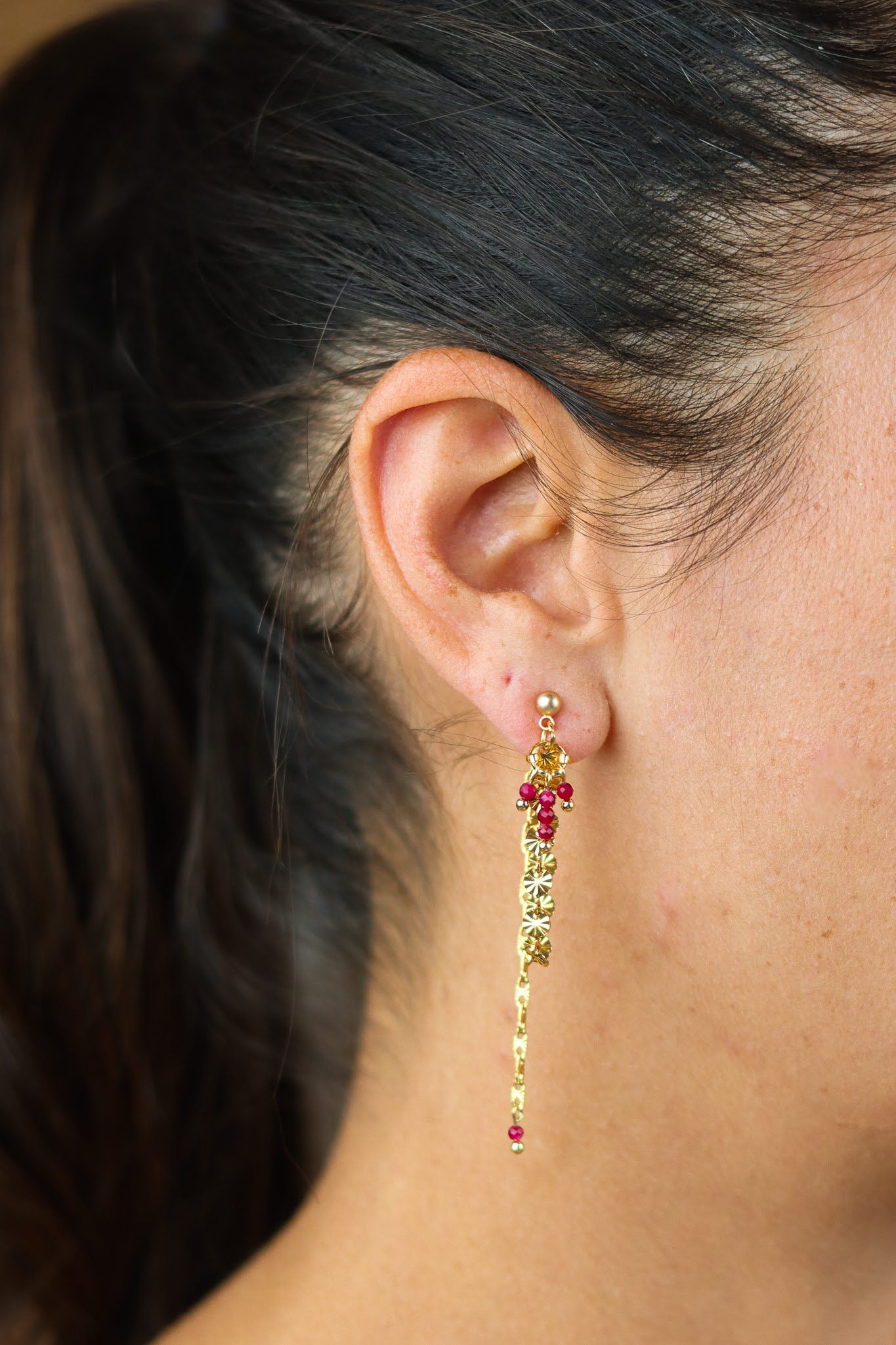 Garnet linked stud earrings
