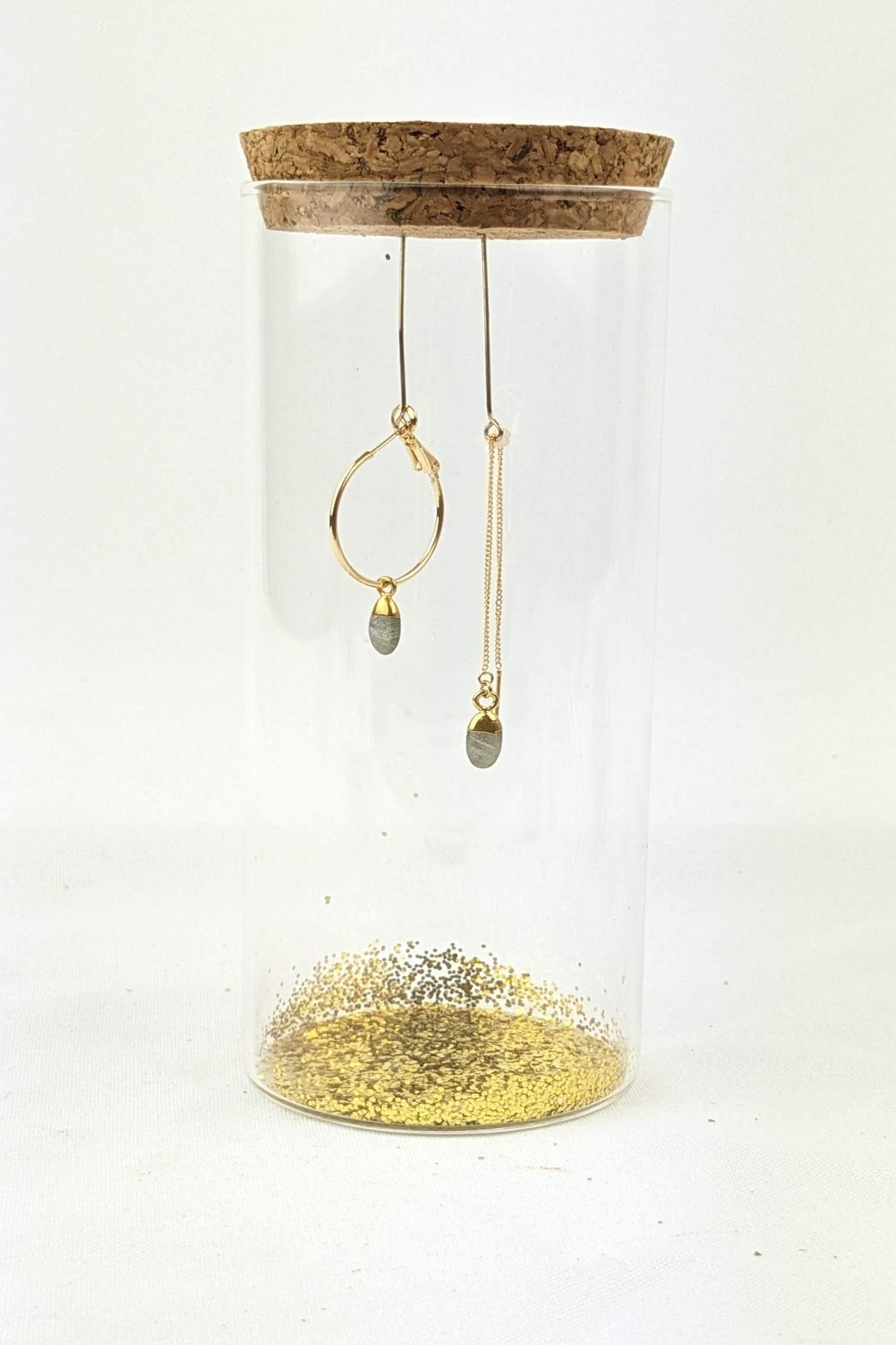 C21 - Asymmetrical Labradorite drop earrings