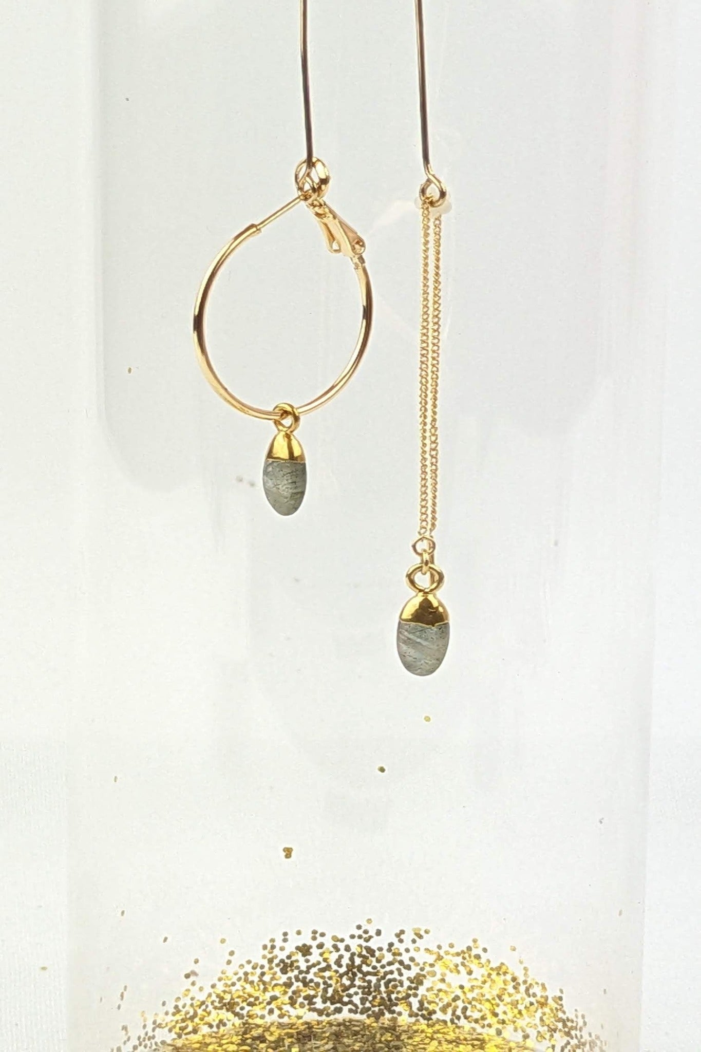 C21 - Asymmetrical Labradorite drop earrings