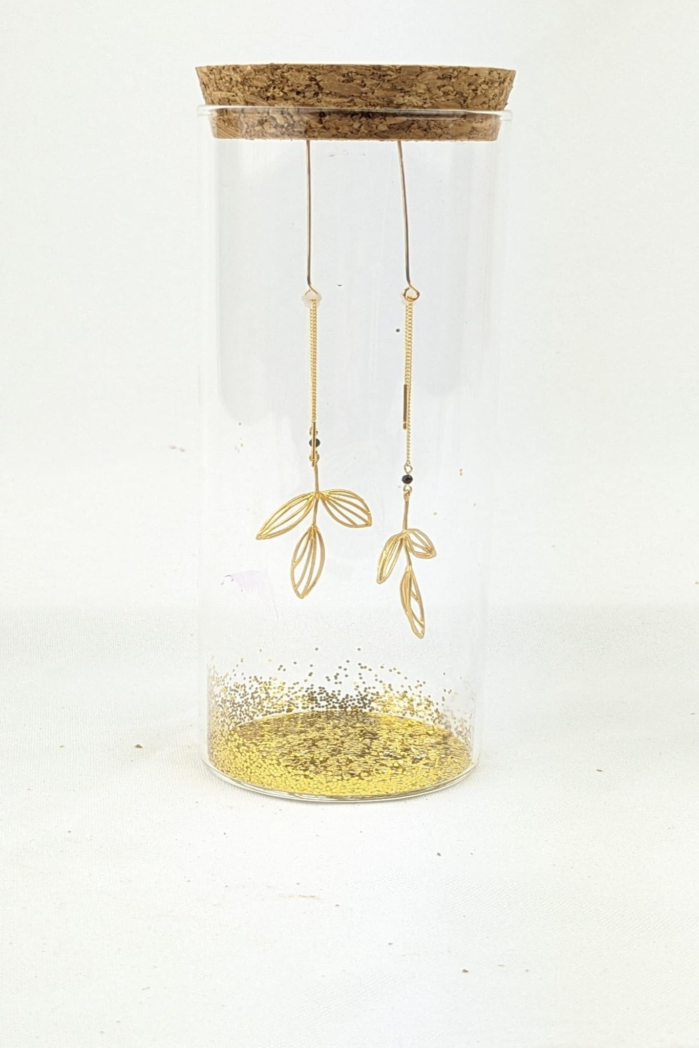 ZG15- Dangling golden poetic leaf threader earrings