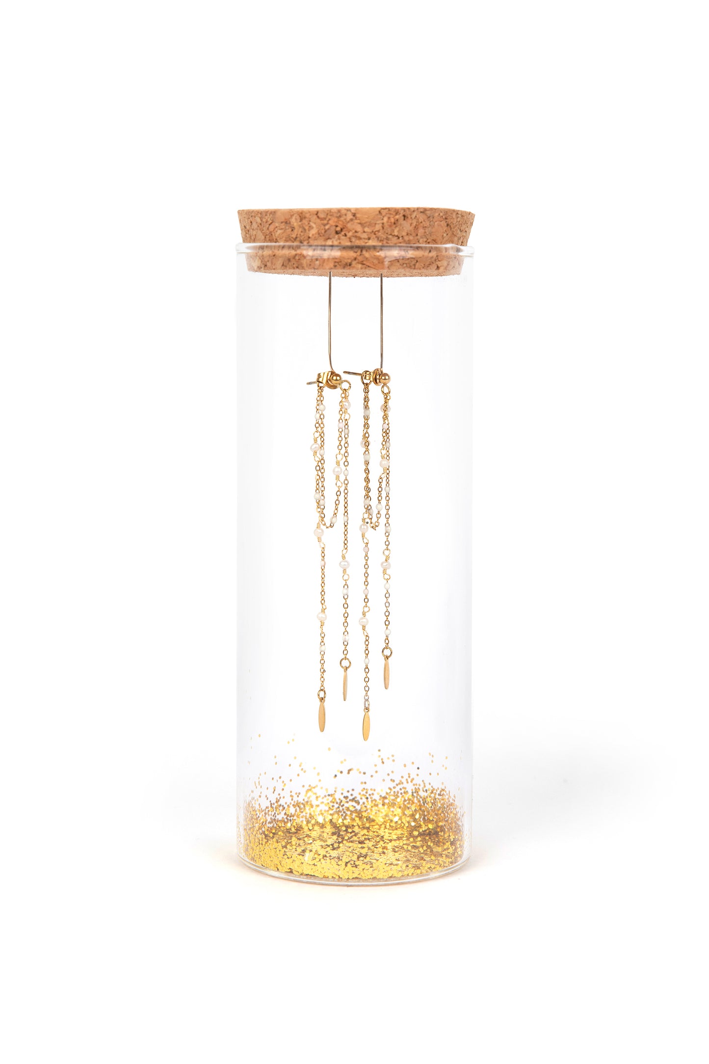 lange witte chandelier steker oorbellen in stainless steel