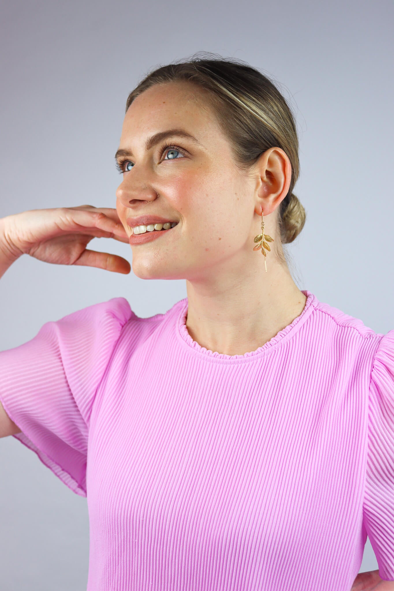 ZG14 - Fanny Gold leaf threader earrings