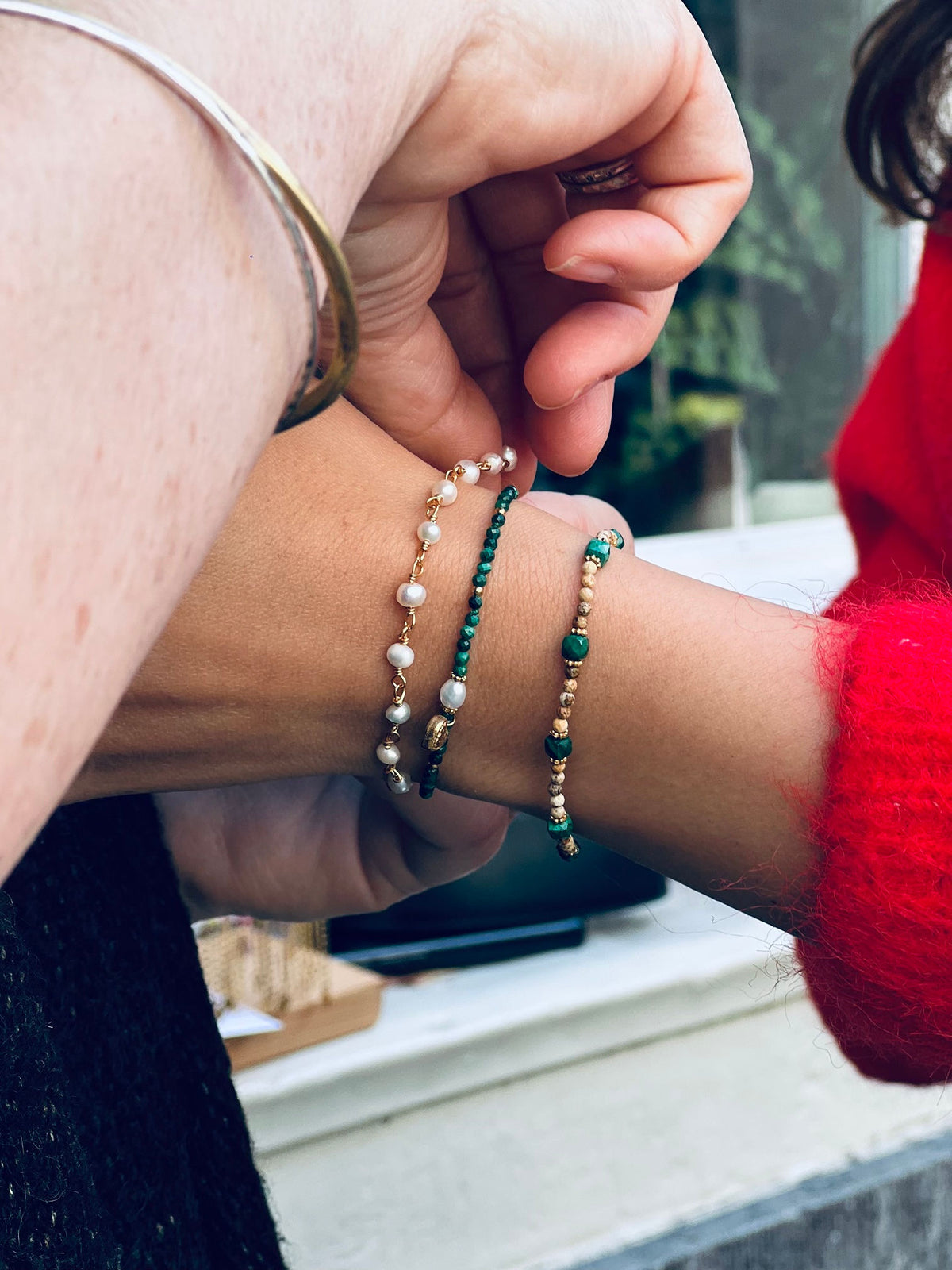 Earthy beige jasper beaded bracelet with vibrant green malachite cry