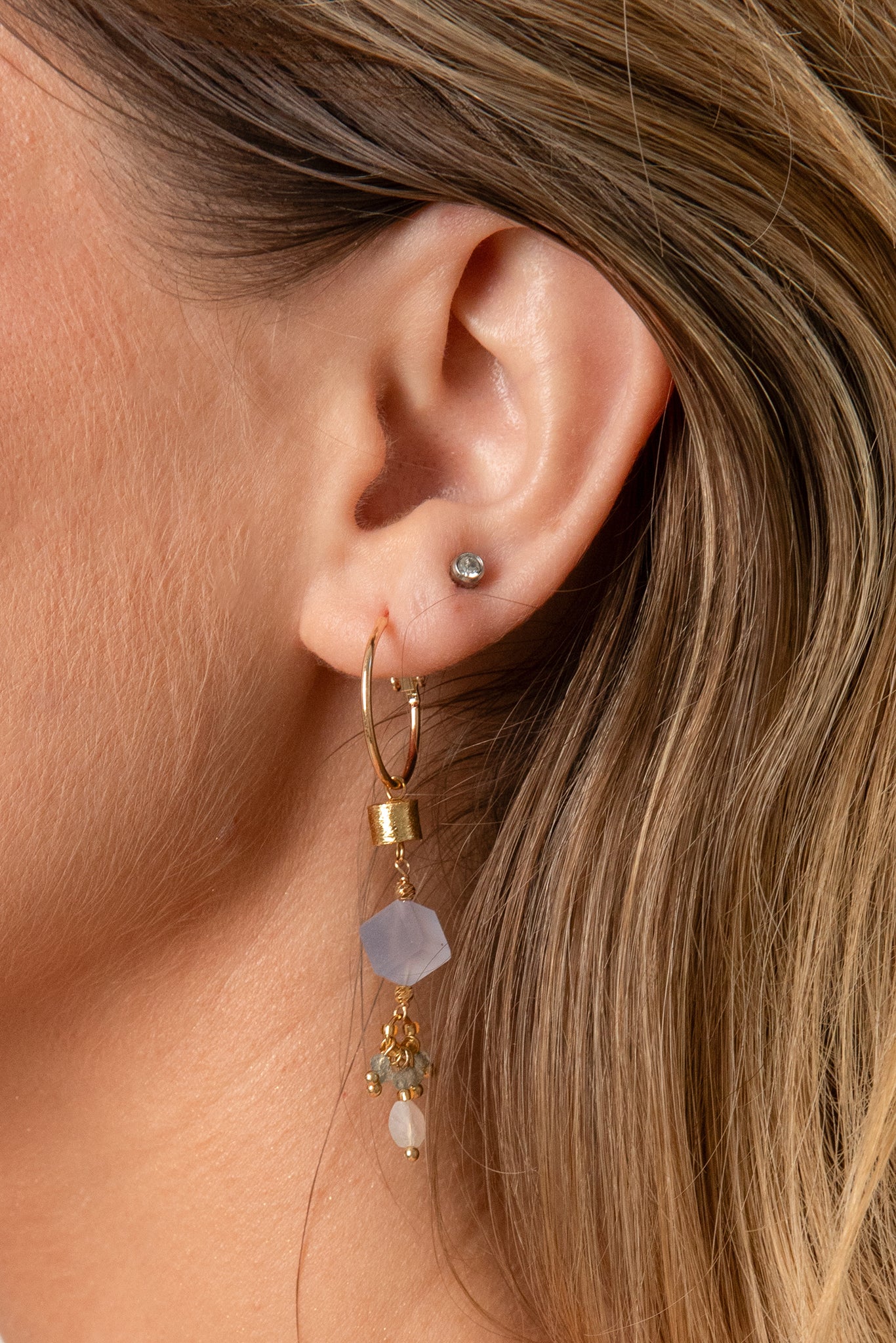 SG24-Bahiti-Natural-Chalcedony-cube-earrings