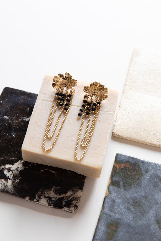 Flower stekers met fijne onyx parels