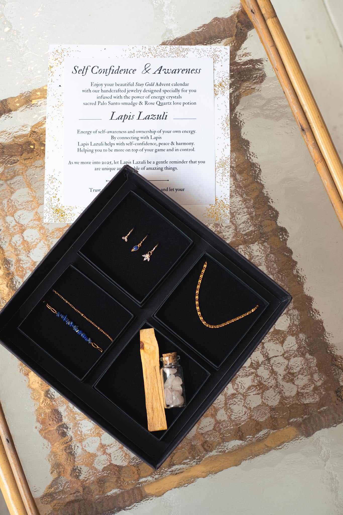 Lapis Lazuli - Self-Confidence & Awareness - Christmas giftbox advent calendar