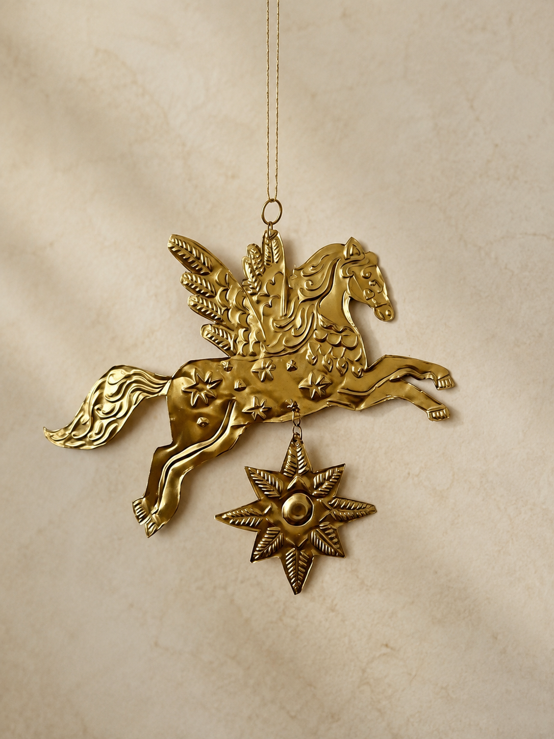 WORKSHOP - 9 Oct @19.00 - DIY Christmas decoration made from gold foil